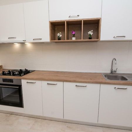 Apartment Bambi Mali Losinj Ngoại thất bức ảnh